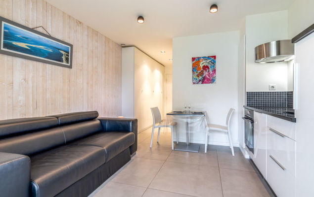 Les Pieds dans l'eau - Photo 1