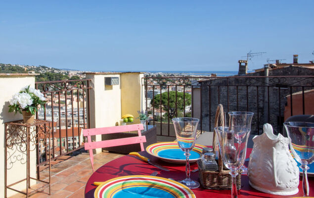 Doux Bijou - Photo 1