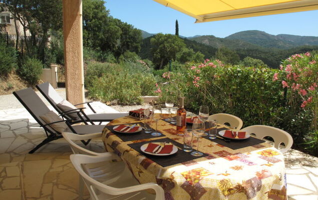  Marie-Julie - Photo 1